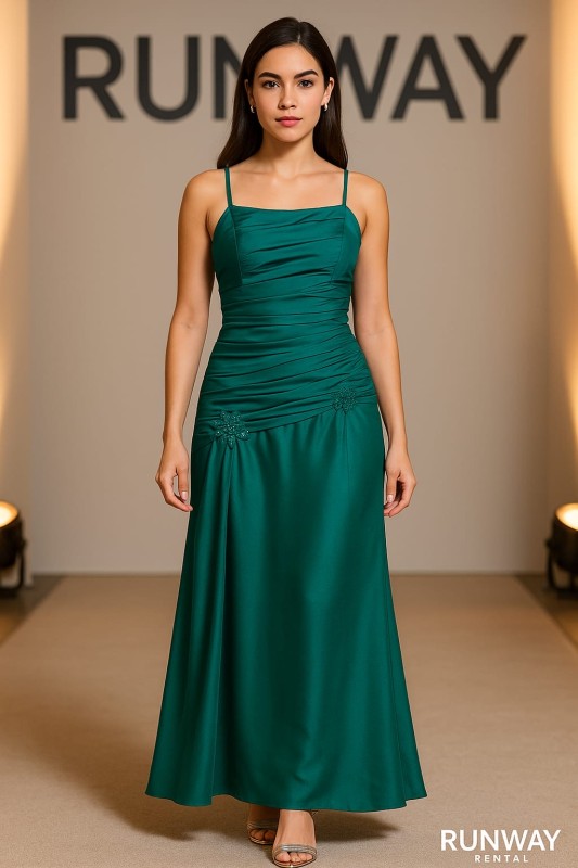 Vestido Impression color verde metalizado tipo sirena de tirantes